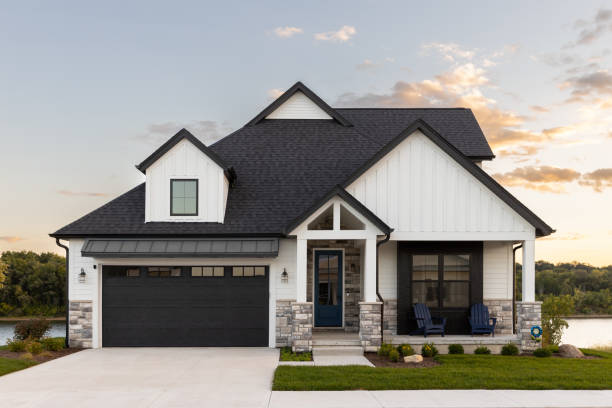 Best Roof Ventilation Installation  in Marianna, FL